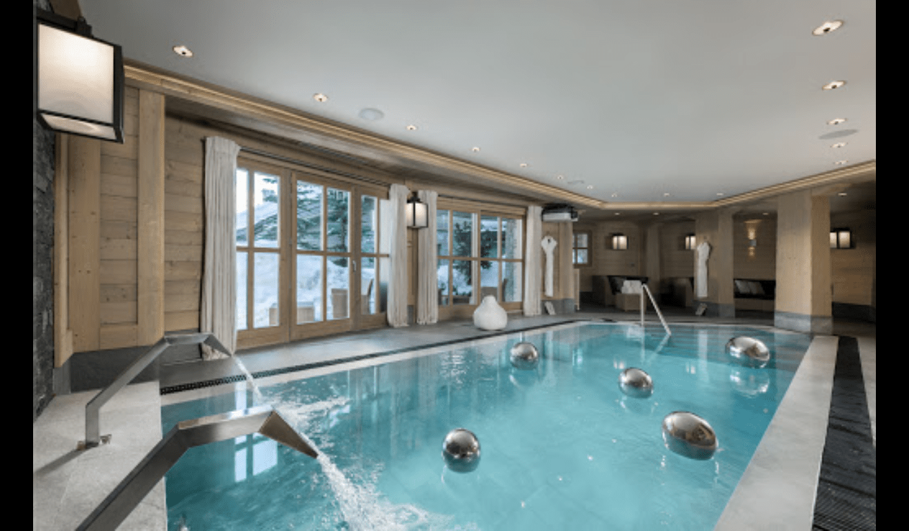 k2palace piscinex1318