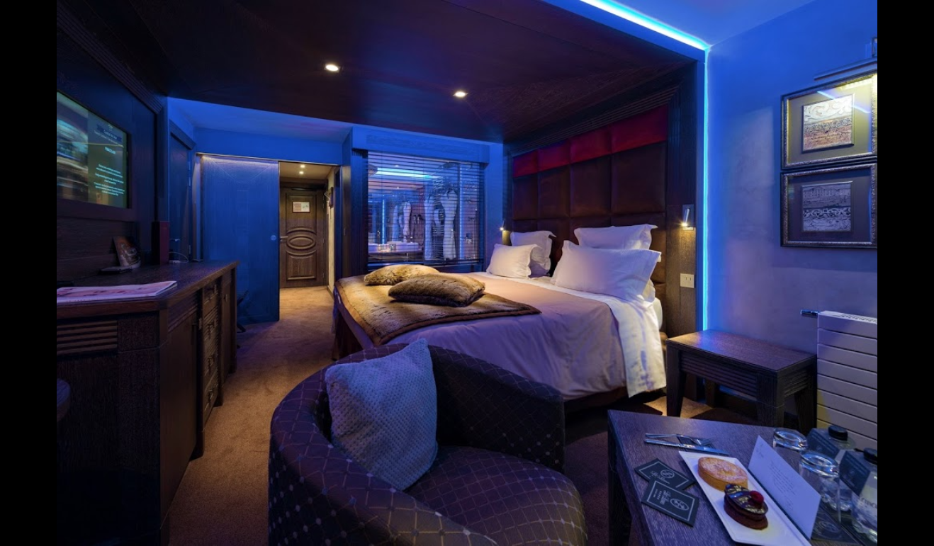 lelana room2x1318